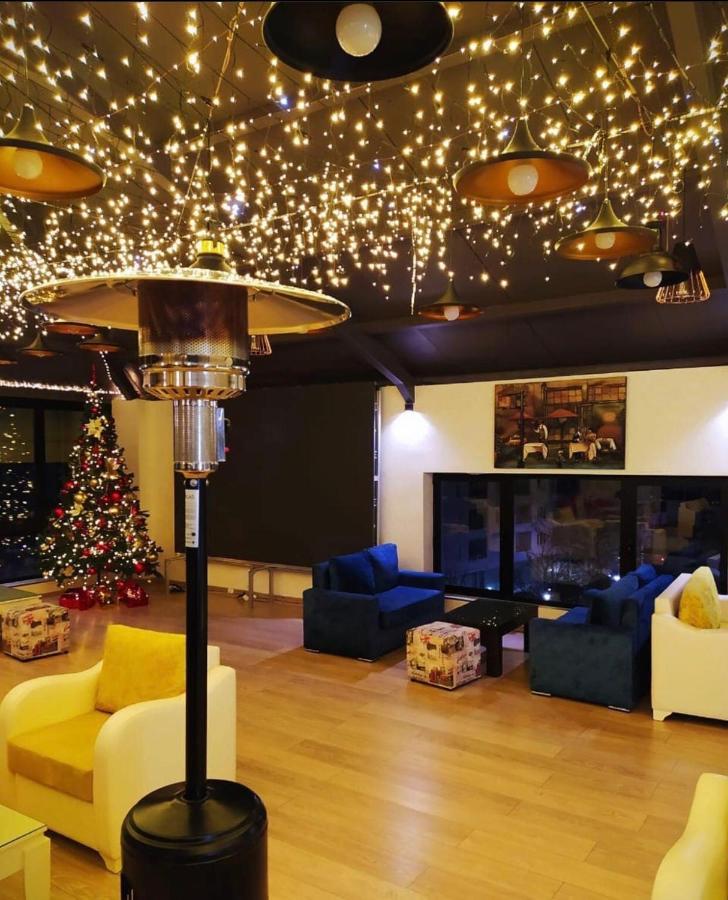British Hotel Pogradec Eksteriør bilde