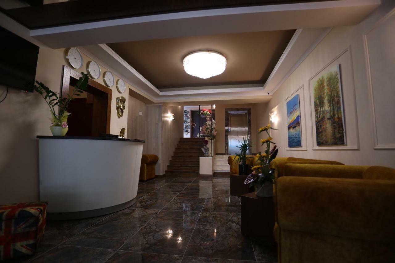British Hotel Pogradec Eksteriør bilde