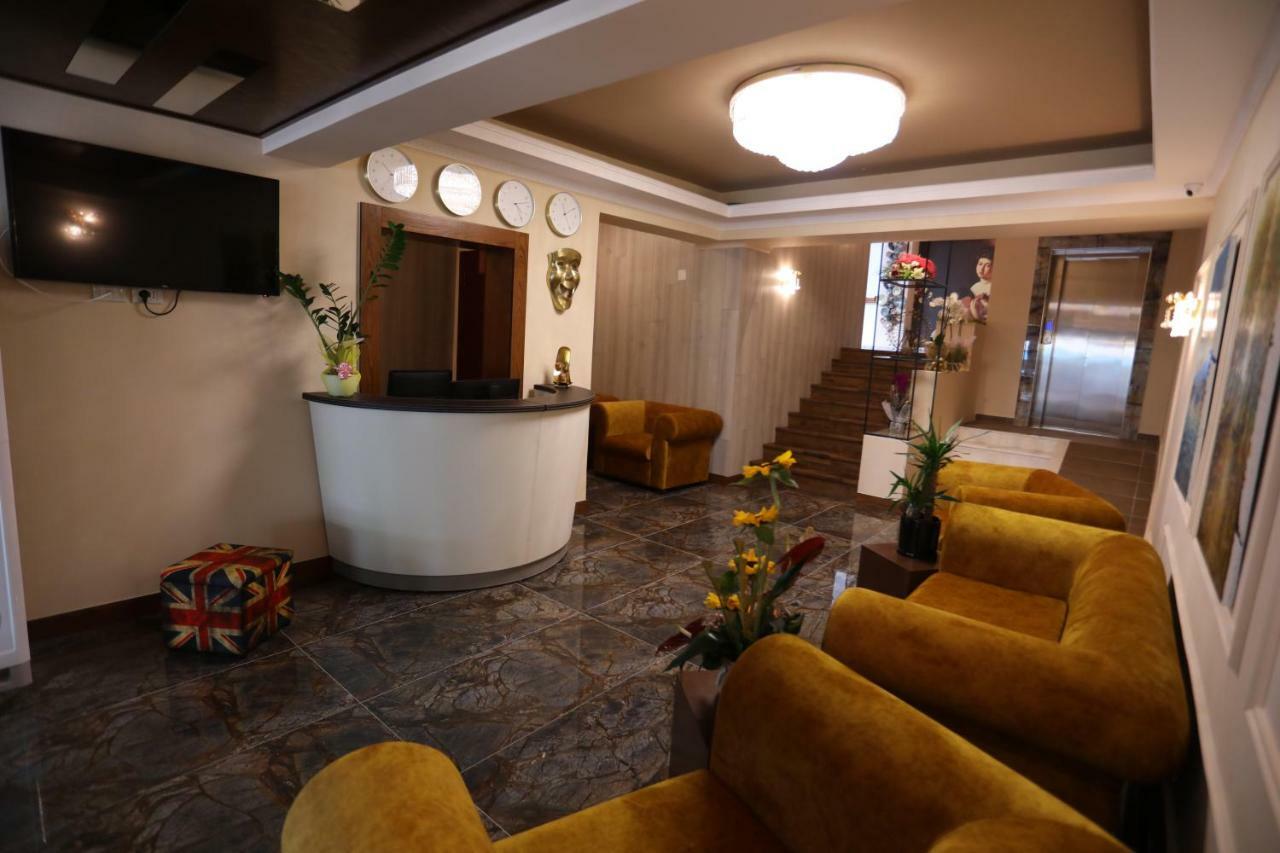 British Hotel Pogradec Eksteriør bilde