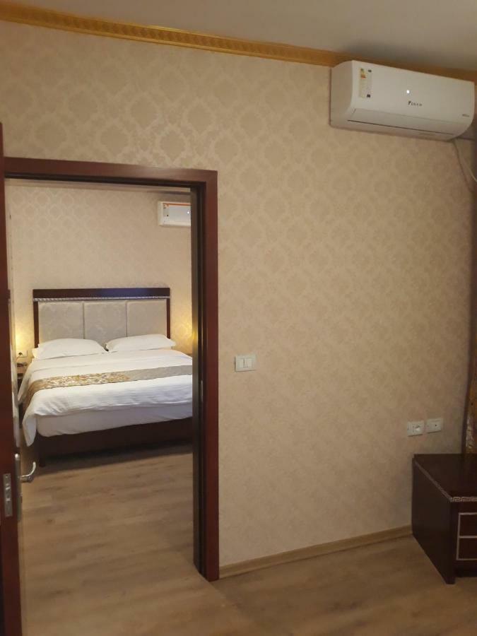 British Hotel Pogradec Eksteriør bilde
